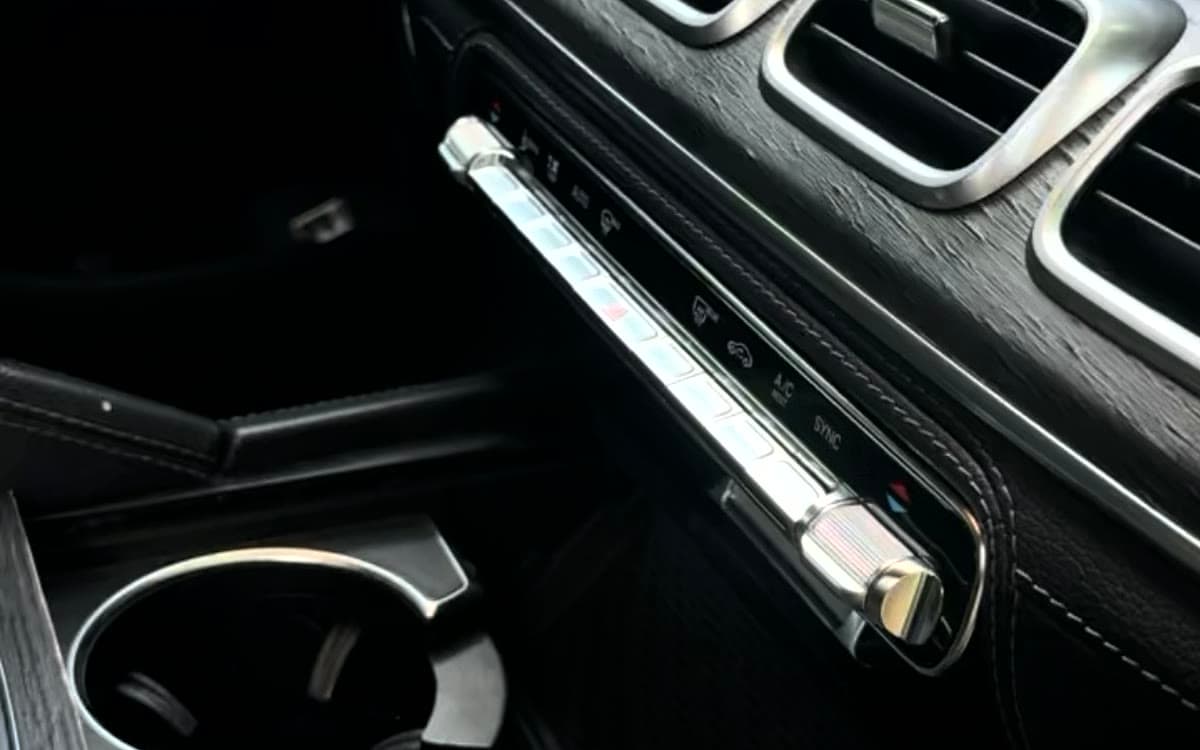 Cleaned dashboard, vents and centre console of a Mercedes interior